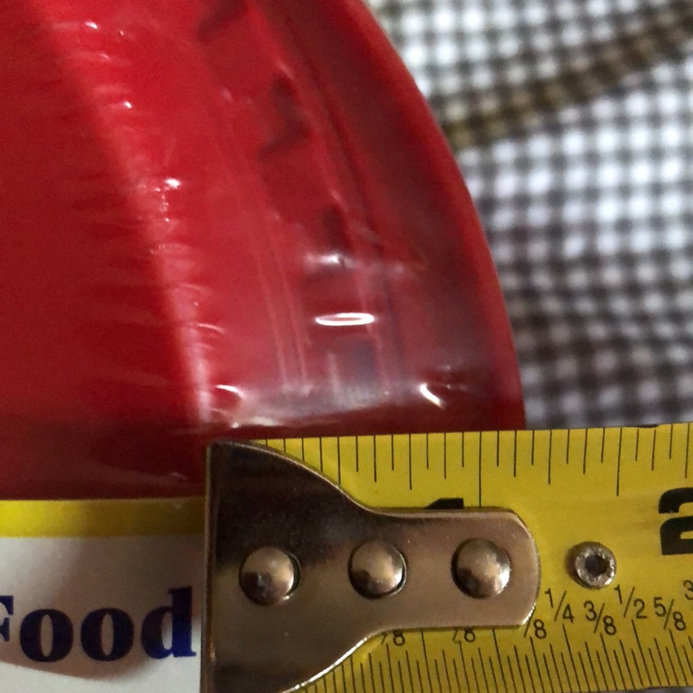 2 Packs of 15 Hefty Serve n Store 10.8” x 10” Plates (1 Red + 1 Blue) - Picture 13 of 15